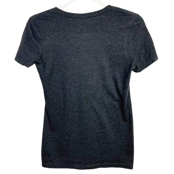 𝅺CHARCOAL Grey Tee - Picture 2 of 5